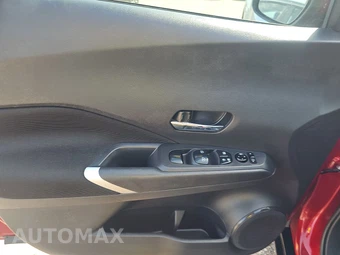 2022 Nissan Kicks SV – miniatura 9