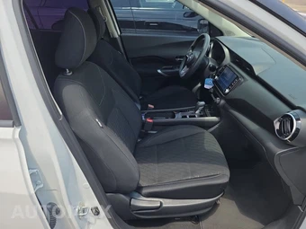 2022 Nissan Kicks SV – miniatura 14