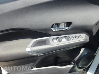 2022 Nissan Kicks SV – miniatura 15