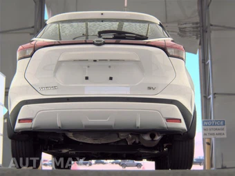 2022 Nissan Kicks SV – miniatura 7