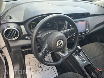 2022 Nissan Kicks SV - miniatura 10