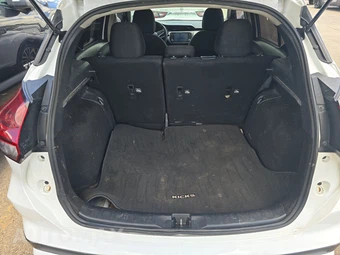 2022 Nissan Kicks SV - miniatura 16