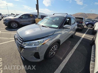 2022 Nissan Kicks SV
