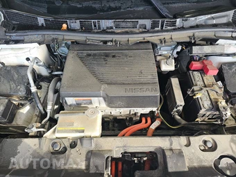 2022 Nissan LEAF S - miniatura 15