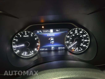 2022 Nissan Maxima SR – miniatura 9