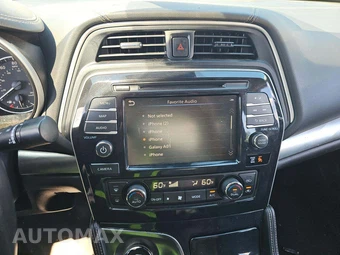 2022 Nissan Maxima SV – miniatura 10