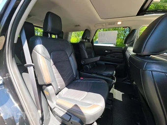 2022 Nissan Pathfinder Platinum – miniatura 14
