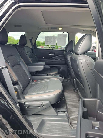 2022 Nissan Pathfinder Platinum – miniatura 16