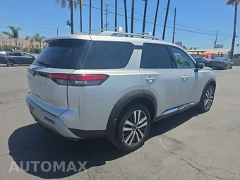 2022 Nissan Pathfinder Platinum – miniatura 4