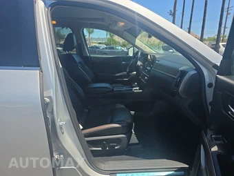 2022 Nissan Pathfinder Platinum – miniatura 8