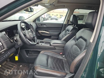 2022 Nissan Pathfinder Platinum – miniatura 7