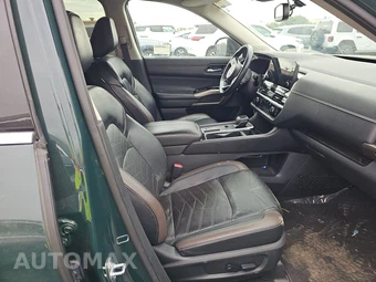 2022 Nissan Pathfinder Platinum – miniatura 8