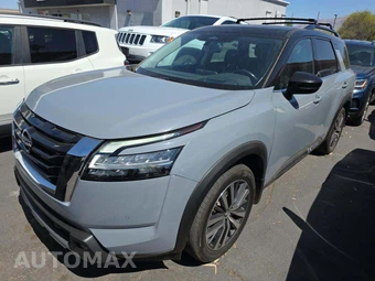 2022 Nissan Pathfinder Platinum