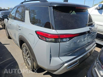 2022 Nissan Pathfinder Platinum – miniatura 2