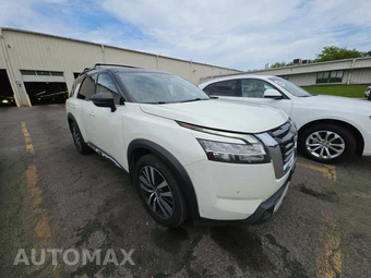 2022 Nissan Pathfinder Platinum - miniatura 3
