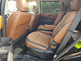 2022 Nissan Pathfinder Platinum – miniatura 13