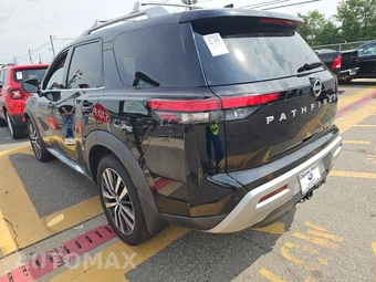 2022 Nissan Pathfinder Platinum – miniatura 6