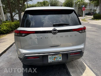 2022 Nissan Pathfinder S - miniatura 4