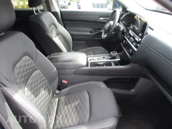 2022 Nissan Pathfinder S – miniatura 13