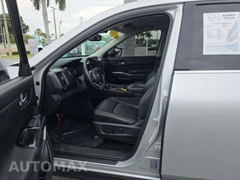 2022 Nissan Pathfinder SL - miniatura 6