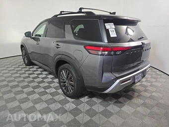 2022 Nissan Pathfinder SL - miniatura 6