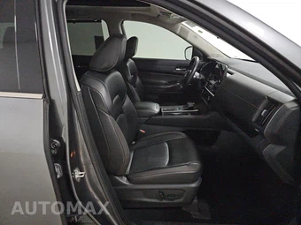 2022 Nissan Pathfinder SL – miniatura 8