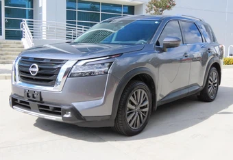 2022 Nissan Pathfinder SL - miniatura 2