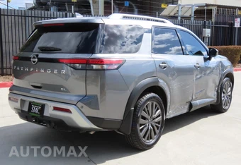 2022 Nissan Pathfinder SL - miniatura 3