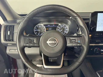 2022 Nissan Pathfinder SL - miniatura 13