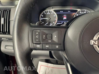 2022 Nissan Pathfinder SL - miniatura 15