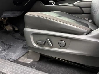 2022 Nissan Pathfinder SL - miniatura 23