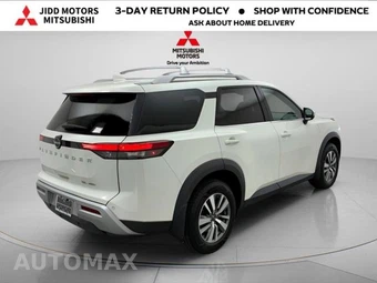 2022 Nissan Pathfinder SL - miniatura 4
