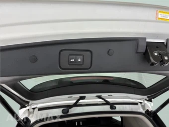 2022 Nissan Pathfinder SL - miniatura 44