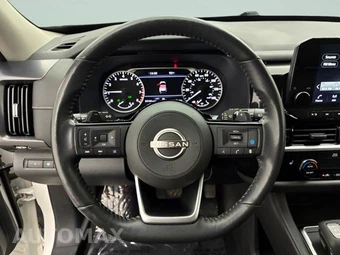2022 Nissan Pathfinder SL - miniatura 9