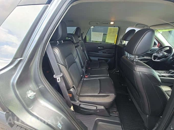2022 Nissan Pathfinder SL - miniatura 14