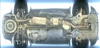 2022 Nissan Pathfinder SL - miniatura 17