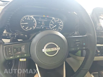 2022 Nissan Pathfinder SL – miniatura 10