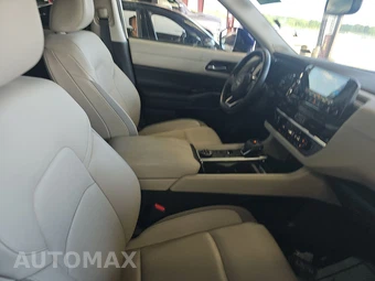 2022 Nissan Pathfinder SL – miniatura 8