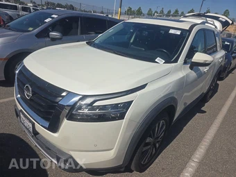 2022 Nissan Pathfinder SL