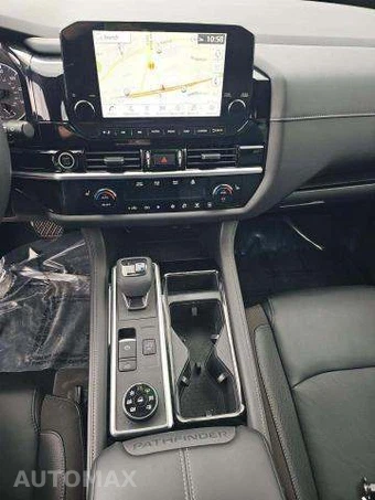 2022 Nissan Pathfinder SL – miniatura 11