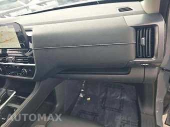 2022 Nissan Pathfinder SL – miniatura 21