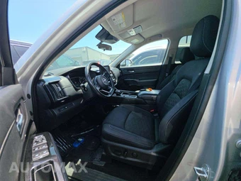 2022 Nissan Pathfinder SV – miniatura 6