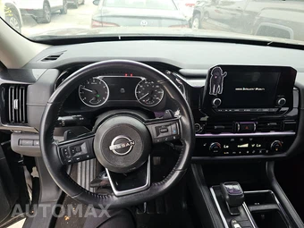 2022 Nissan Pathfinder SV – miniatura 10