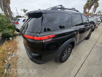 2022 Nissan Pathfinder SV – miniatura 4