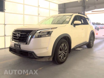 2022 Nissan Pathfinder SV