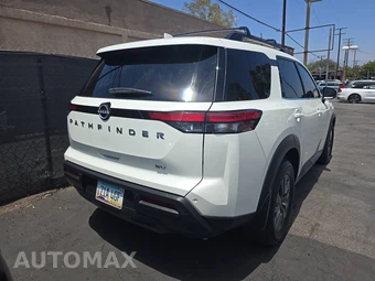 2022 Nissan Pathfinder SV - miniatura 4