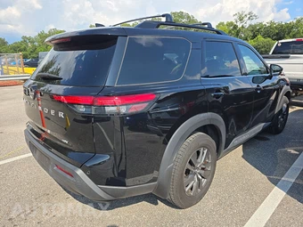 2022 Nissan Pathfinder SV – miniatura 4