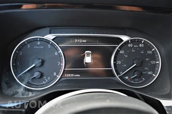 2022 Nissan Pathfinder SV - miniatura 9