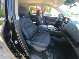 2022 Nissan Pathfinder SV – miniatura 16