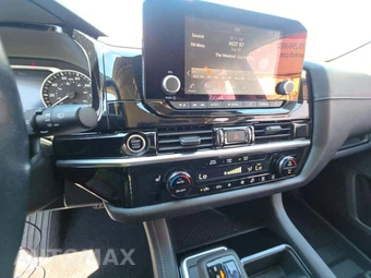 2022 Nissan Pathfinder SV – miniatura 7